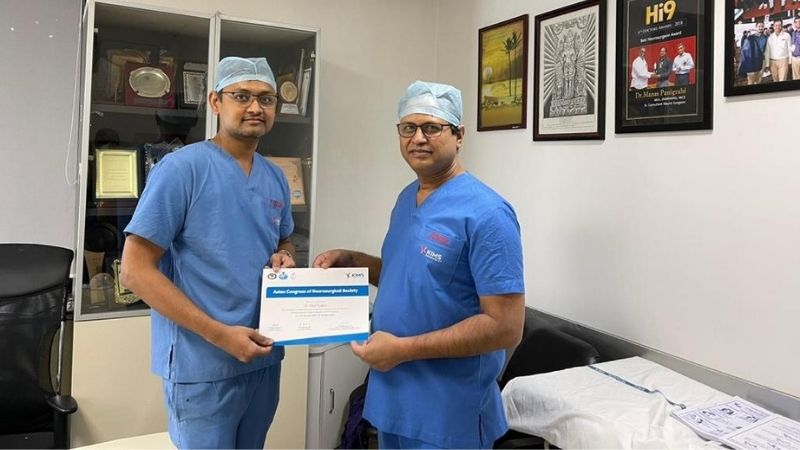 Dr. Kakani's Brain Spine and Dental Super Speciality Clinic (10)